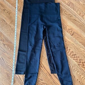 Lot of 2 SPANX High-Waist Black and Navy Leggings